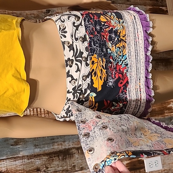 Adjustable ultra-mini skirt - Picture 7 of 7